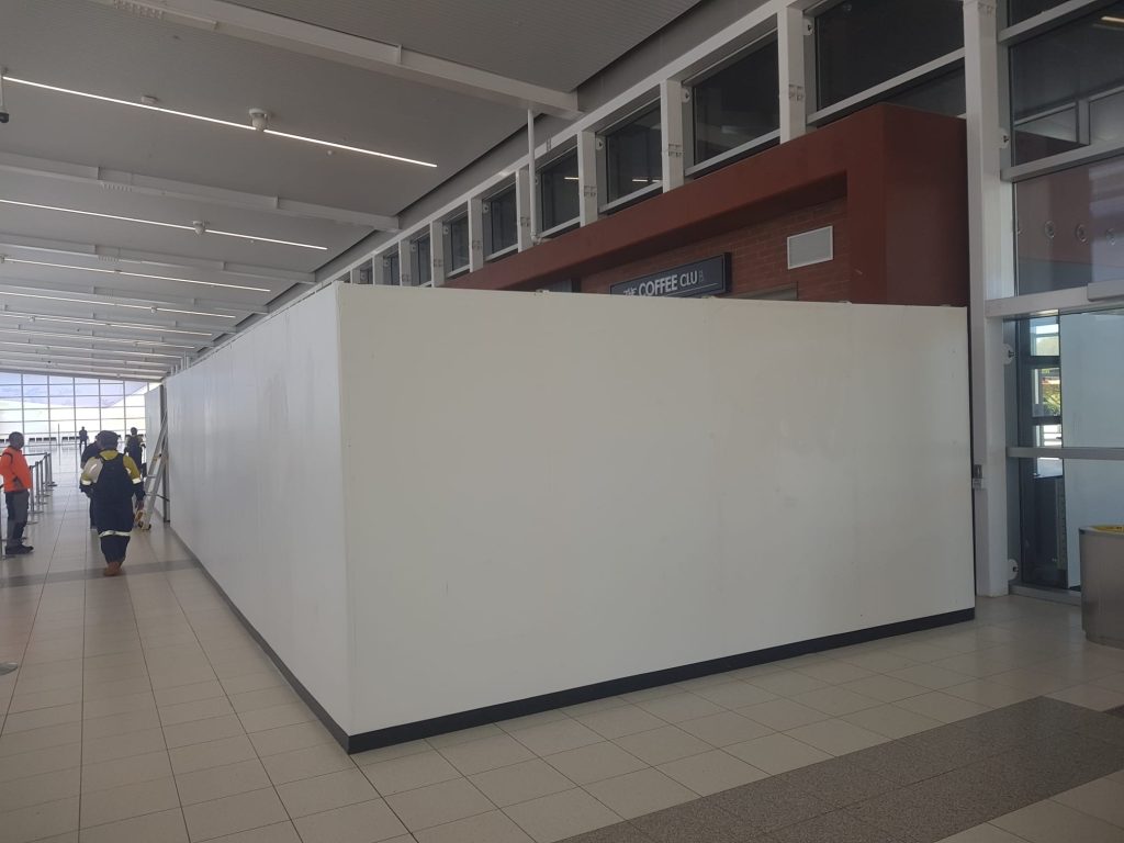 Airport temporary hoarding wall